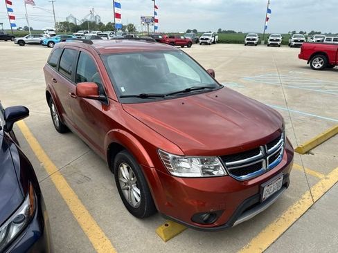Used 2014 Dodge Journey SXT w/ Flexible Seating Group AWD/4WD image 6