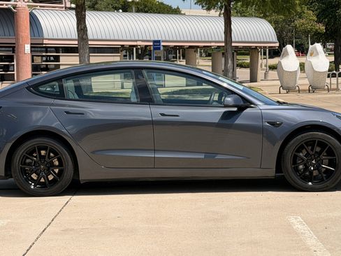 Used 2023 Tesla Model 3 Standard Range RWD image 16