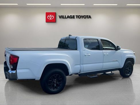 Certified 2021 Toyota Tacoma SR5 AWD/4WD image 5