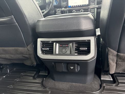 Used 2023 Ford F350 Lariat w/ Lariat Ultimate Package image 8