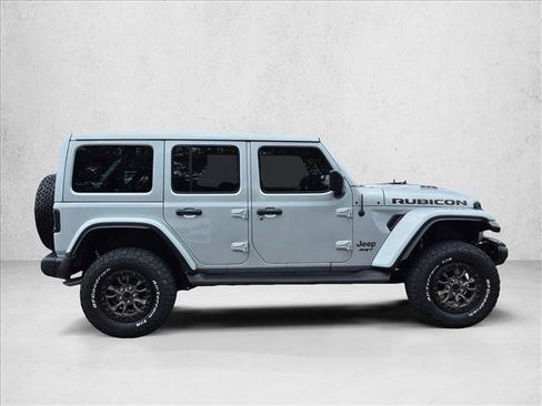 Used 2022 Jeep Wrangler Unlimited Rubicon w/ Trailer Tow Package AWD/4WD image 4