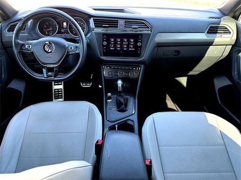 Certified 2020 Volkswagen Tiguan SE image 28