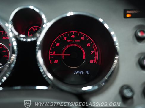 Used 2007 Pontiac Solstice GXP w/ Premium Package RWD image 40