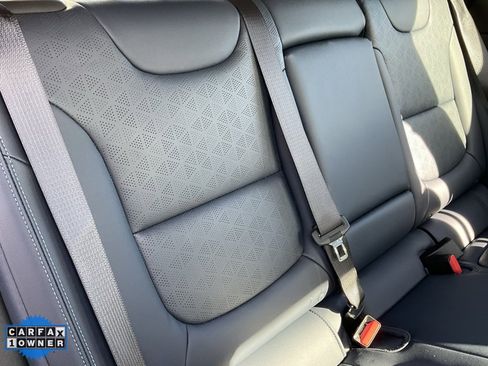 Used 2022 Chevrolet Bolt EUV LT w/ Convenience Package image 50