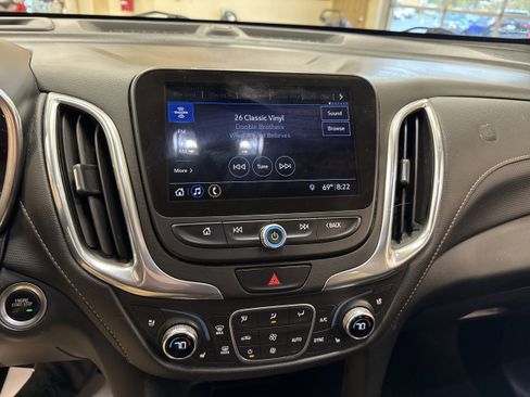 Used 2020 Chevrolet Equinox Premier image 37
