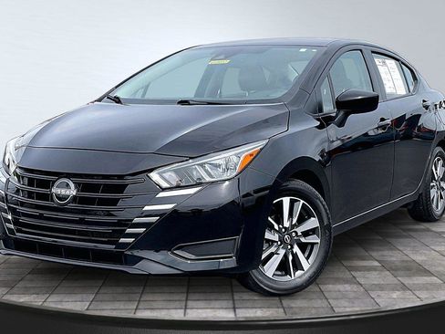 Certified 2024 Nissan Versa SV w/ Trunk Package FWD image 14