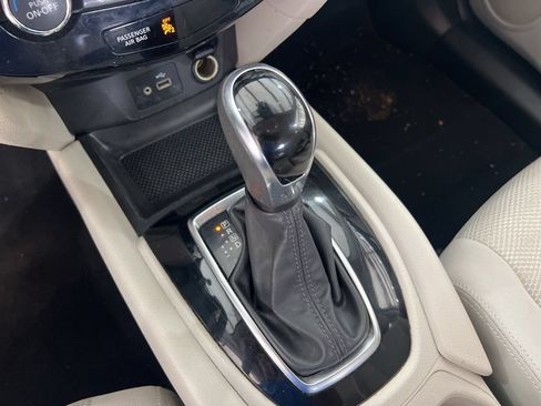 Used 2019 Nissan Rogue Sport SV FWD image 15
