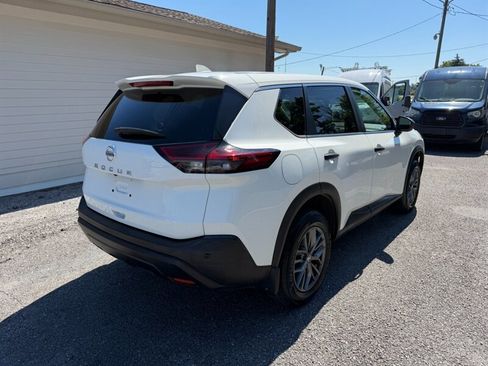 Used 2021 Nissan Rogue S FWD image 11