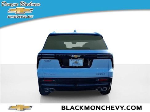 New 2026 Chevrolet Traverse High Country image 4