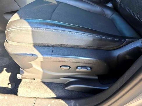 Used 2020 Buick Encore Preferred image 12