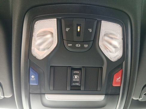 New 2026 RAM 1500 Express AWD/4WD image 7