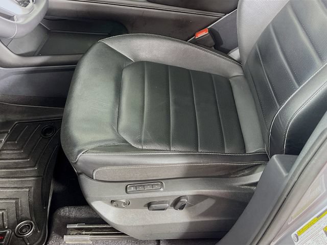 Used 2024 Volkswagen Atlas SEL AWD/4WD image 20
