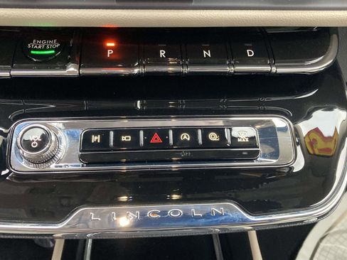 New 2025 Lincoln Corsair FWD w/ Equipment Group 101A image 25