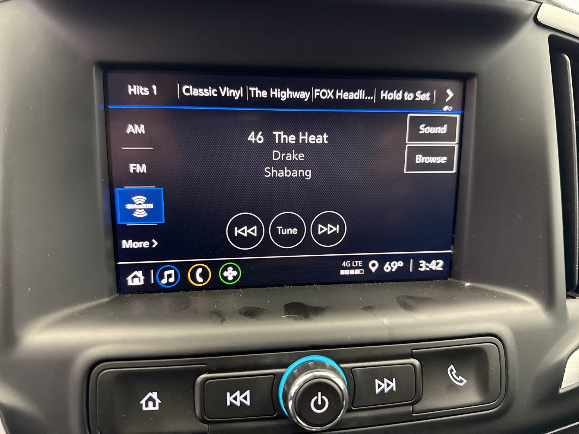 Used 2022 GMC Terrain SLE w/ Driver Convenience Package AWD/4WD image 14