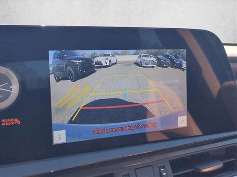 Used 2024 Lexus ES 350 w/ Premium Package image 11