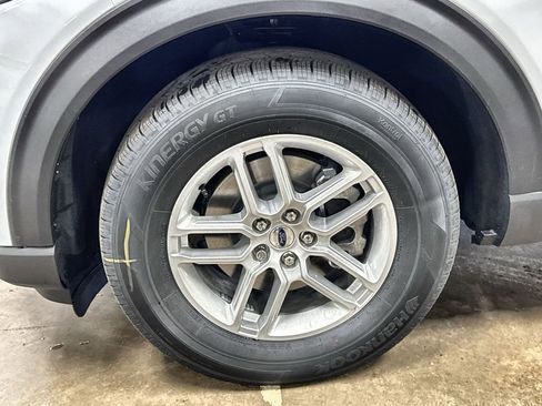 New 2026 Ford Explorer Active AWD/4WD image 32