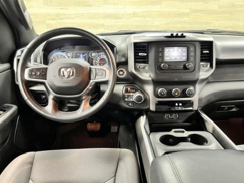 Used 2022 RAM 1500 Big Horn AWD/4WD image 2