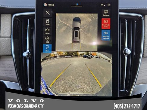 New 2026 Volvo XC90 B6 Plus w/ Protection Package Premier image 16