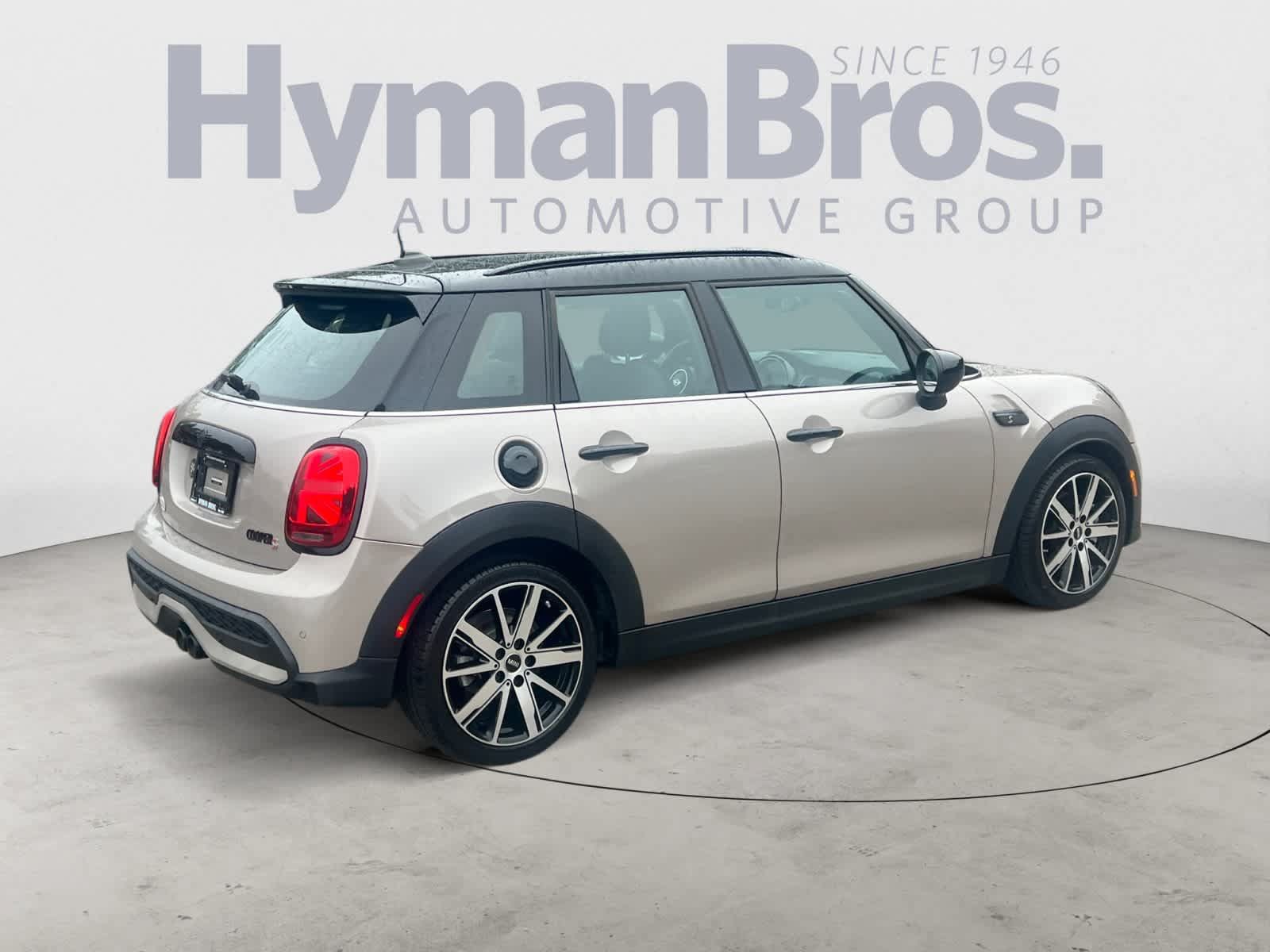 Used 2022 MINI Cooper S w/ Premium Package FWD image 3