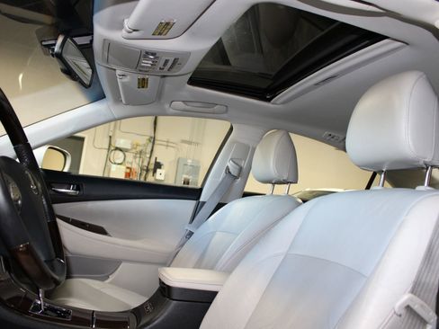 Used 2011 Lexus ES 350 FWD image 25