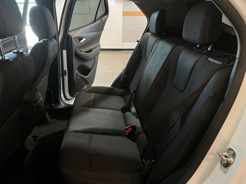 Used 2025 Buick Encore GX Preferred FWD image 38