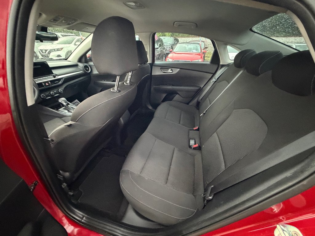 Used 2021 Kia Forte LXS FWD image 10