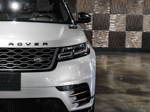 Used 2020 Land Rover Range Rover Velar R-Dynamic S AWD/4WD image 40
