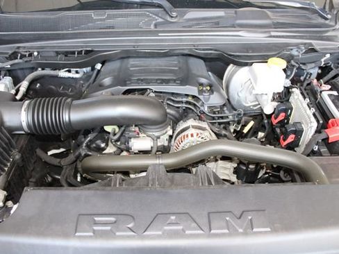 Used 2021 RAM 1500 Big Horn AWD/4WD image 25