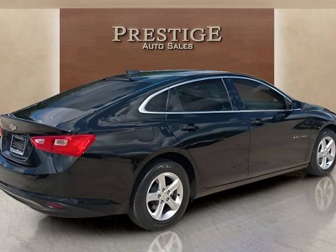 Used 2021 Chevrolet Malibu LS FWD image 31