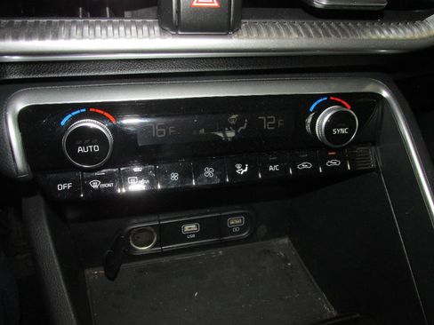 Used 2024 Kia K5 GT-Line image 25