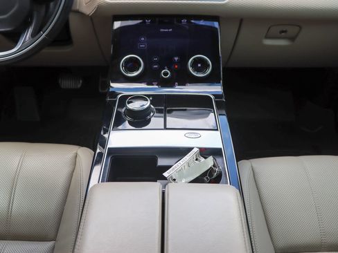 Used 2020 Land Rover Range Rover Velar R-Dynamic S AWD/4WD image 27