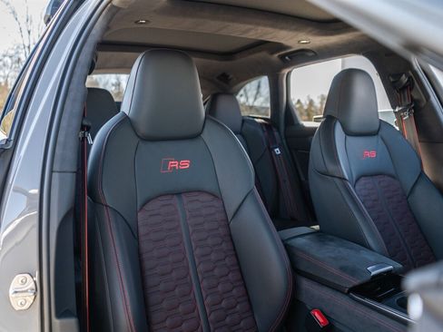 Used 2026 Audi RS 6 performance image 74