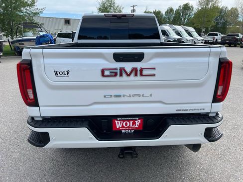 Used 2022 GMC Sierra 3500 Denali w/ Denali Ultimate Package AWD/4WD image 4