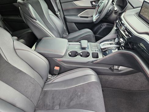 Used 2023 Acura MDX A-Spec image 16