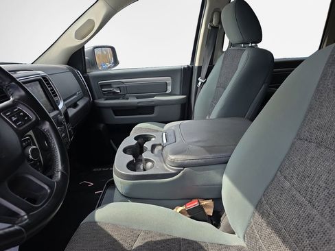 Used 2019 RAM 1500 Big Horn image 12