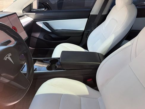 Used 2019 Tesla Model 3 Long Range RWD image 22