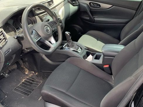 Used 2019 Nissan Rogue Sport S FWD image 6