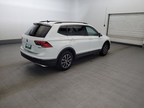 Used 2020 Volkswagen Tiguan SE AWD/4WD image 10
