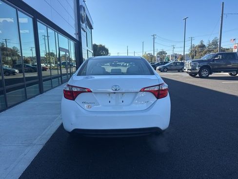 Used 2015 Toyota Corolla L image 4