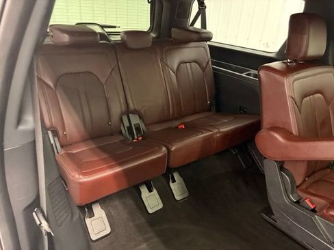 Used 2022 Ford Expedition Max Limited AWD/4WD image 10