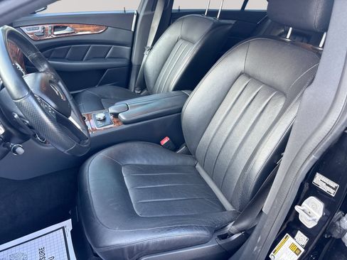 Used 2014 Mercedes-Benz CLS 550 4MATIC image 13