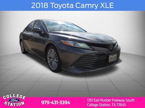 Used 2018 Toyota Camry XLE image 1