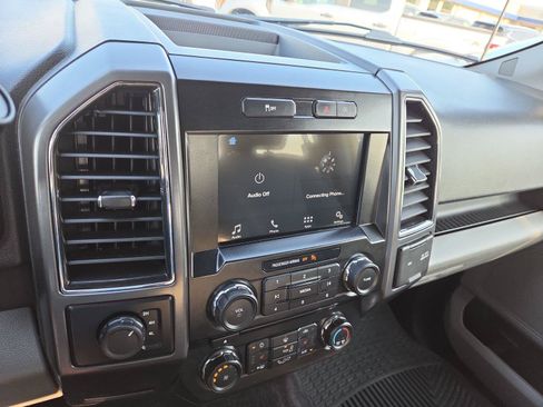 Used 2017 Ford F150 XLT w/ Equipment Group 302A Luxury AWD/4WD image 12