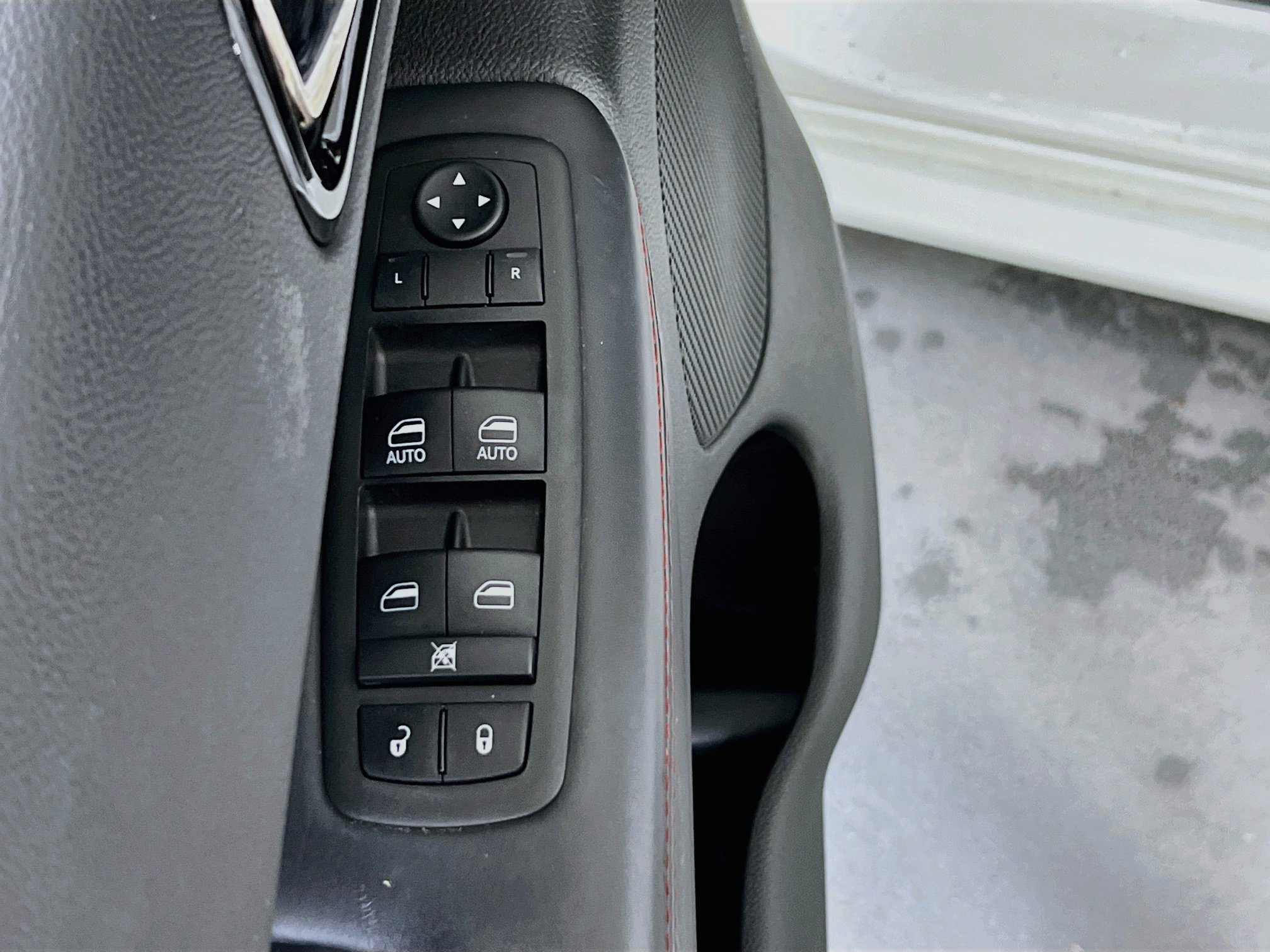 Used 2023 Dodge Durango GT AWD/4WD image 18