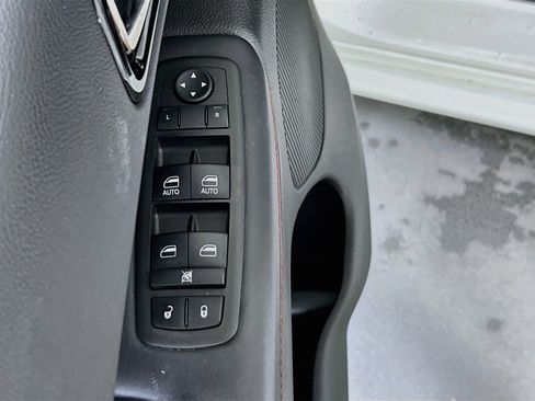 Used 2023 Dodge Durango GT AWD/4WD image 18