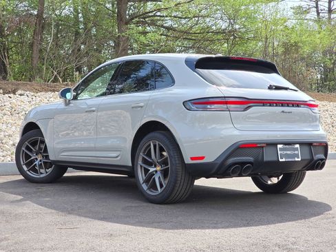 Used 2023 Porsche Macan Turbo AWD/4WD image 2