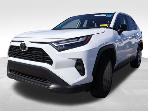 Used 2025 Toyota RAV4 LE FWD image 5