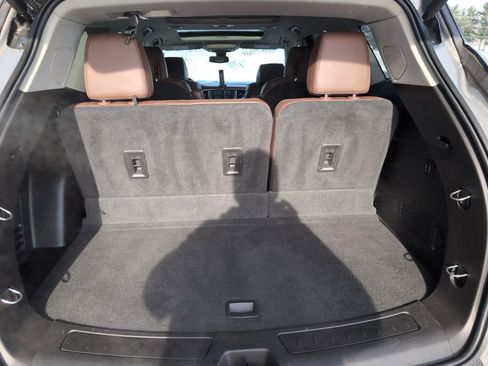 Used 2018 Buick Enclave Avenir w/ Avenir Technology Package image 9