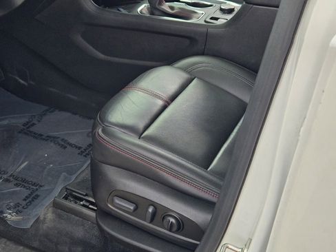 Certified 2022 Chevrolet Traverse RS w/ LPO, Floor Liner Package image 23