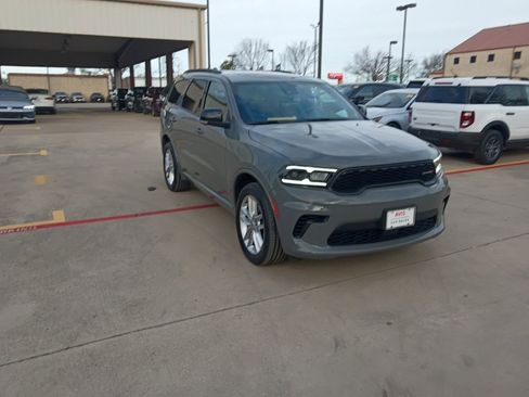 Used 2025 Dodge Durango GT image 6